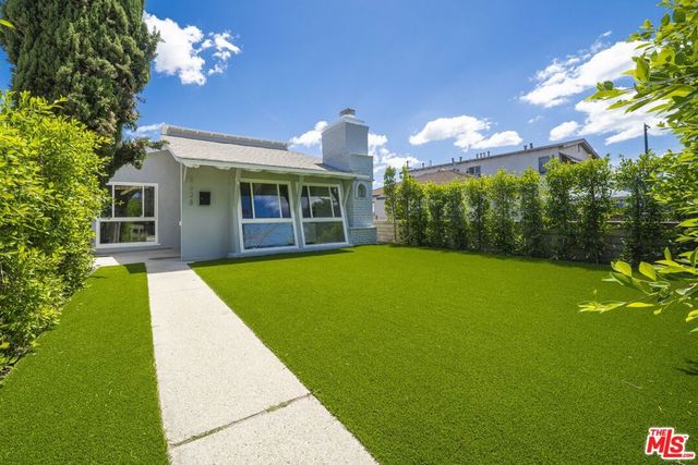 5628 Cleon Avenue, Los Angeles, CA 91601