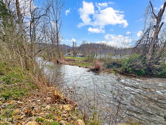 1770 Highway 91, Elizabethton, TN 37643