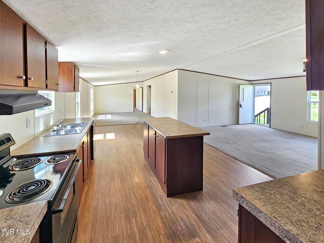 1770 Highway 91, Elizabethton, TN 37643