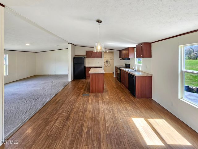 1770 Highway 91, Elizabethton, TN 37643