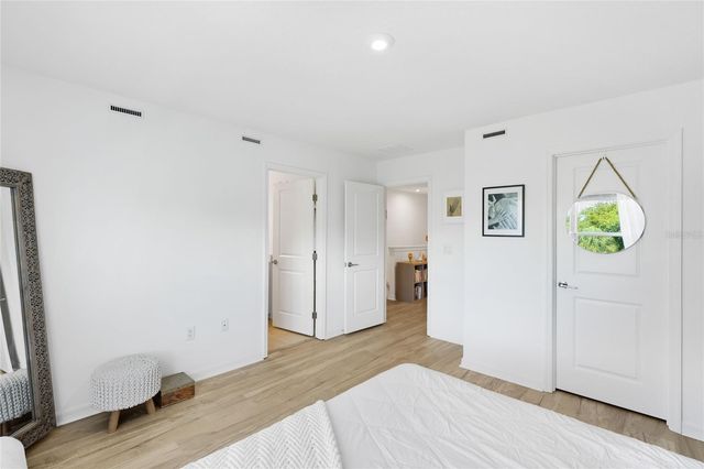 8605 LUNAR SKYE STREET, Sarasota, FL 34241