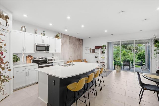 8605 LUNAR SKYE STREET, Sarasota, FL 34241