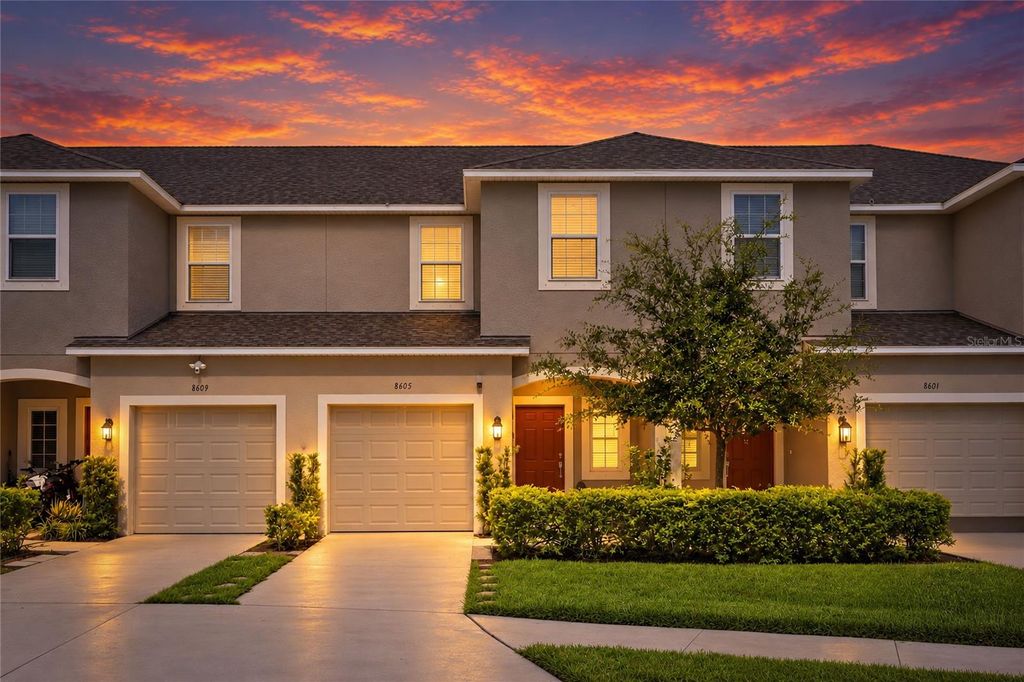 8605 LUNAR SKYE STREET, Sarasota, FL 34241