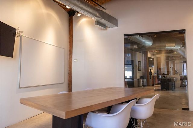 1115 Locust 200, St Louis, MO 63101