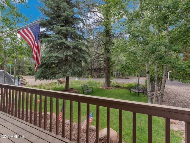 17165 S ELK Place, Munds Park, AZ 86017