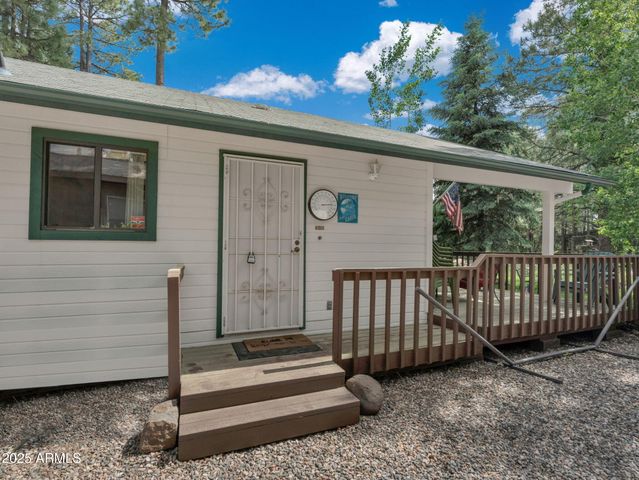 17165 S ELK Place, Munds Park, AZ 86017