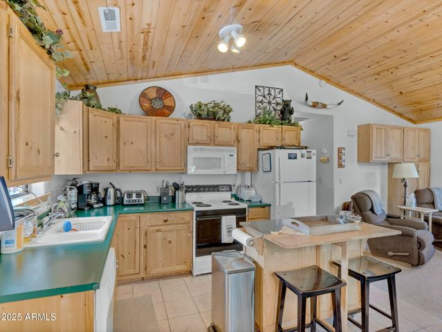 17165 S ELK Place, Munds Park, AZ 86017