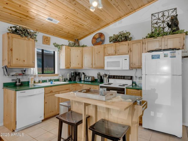 17165 S ELK Place, Munds Park, AZ 86017