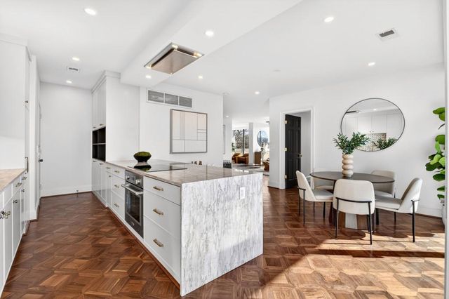 2575 Peachtree Road NE 7E, Atlanta, GA 30305