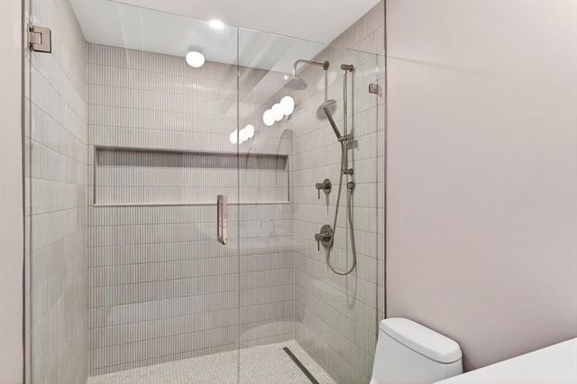 2575 Peachtree Road NE 7E, Atlanta, GA 30305