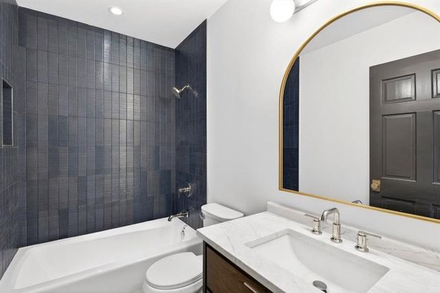 2575 Peachtree Road NE 7E, Atlanta, GA 30305