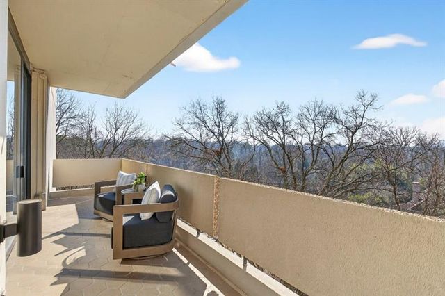 2575 Peachtree Road NE 7E, Atlanta, GA 30305