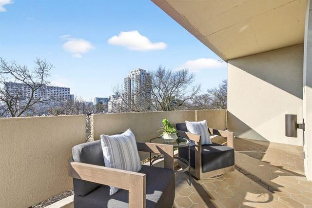 2575 Peachtree Road NE 7E, Atlanta, GA 30305