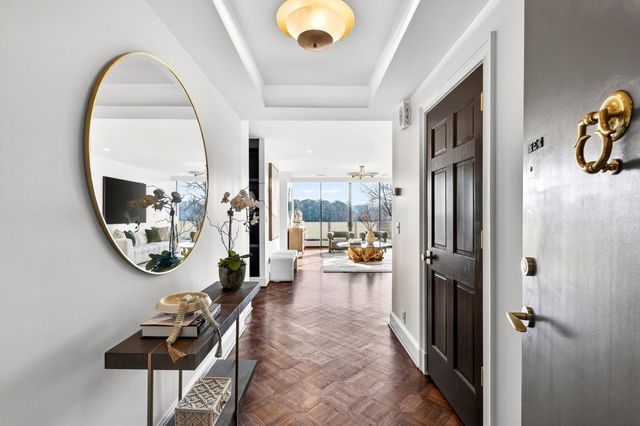 2575 Peachtree Road NE 7E, Atlanta, GA 30305