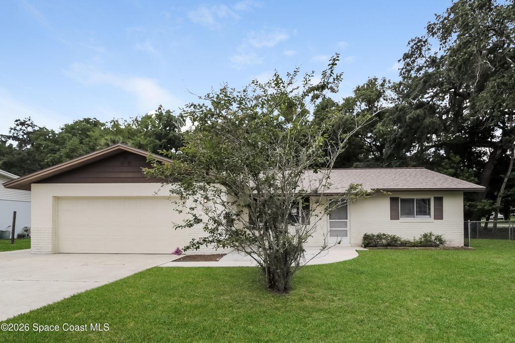 2395 Florida Avenue, Titusville, FL 32796