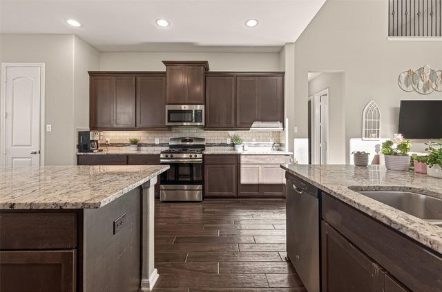 10911 Texas Rose Drive, Missouri City, TX 77459