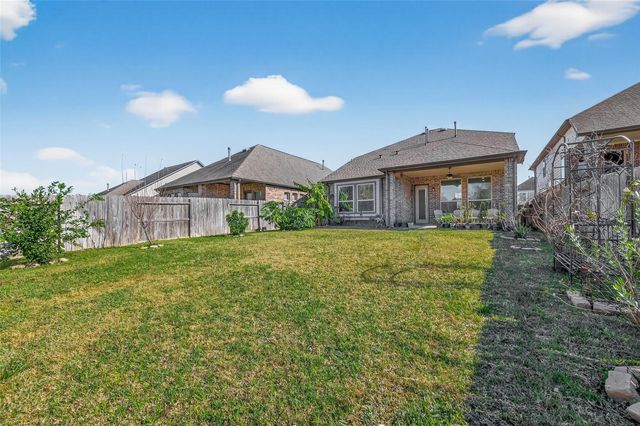 10911 Texas Rose Drive, Missouri City, TX 77459