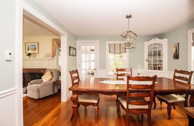 2 Paradox Dr, Worcester, MA 01602
