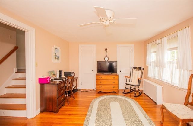 2 Paradox Dr, Worcester, MA 01602