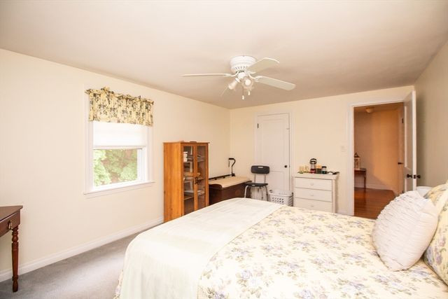 2 Paradox Dr, Worcester, MA 01602