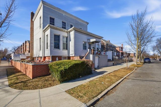 2523 Woodhull Avenue, Bronx, NY 10469
