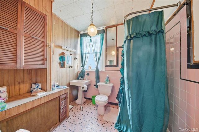 2523 Woodhull Avenue, Bronx, NY 10469