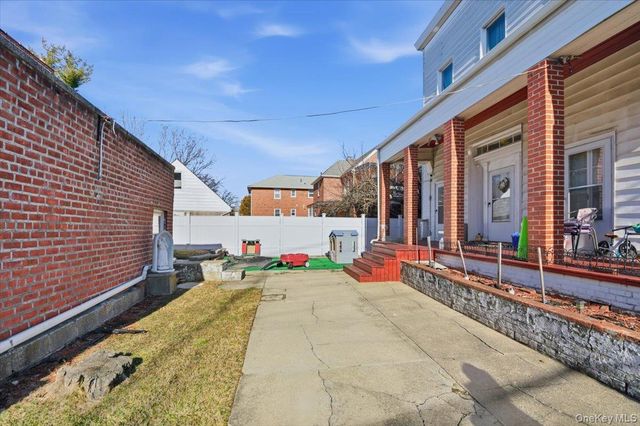 2523 Woodhull Avenue, Bronx, NY 10469