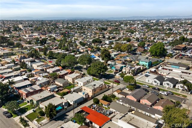 514 W 102nd St, Los Angeles, CA 90044