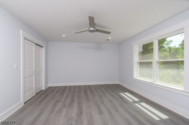142 Passaic Ave, Roseland Boro, NJ 07068