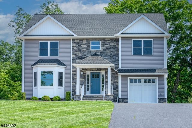 142 Passaic Ave, Roseland Boro, NJ 07068