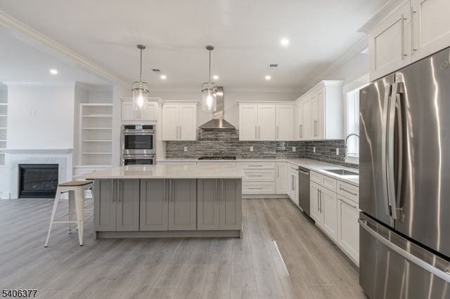 142 Passaic Ave, Roseland Boro, NJ 07068