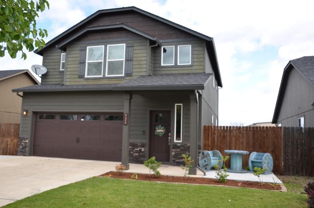 924 Pendleton Drive, Medford, OR 97501