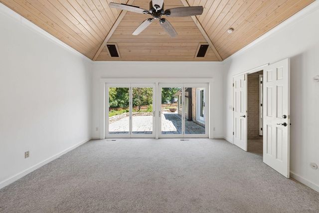 5404 Interlachen Boulevard, Edina, MN 55436