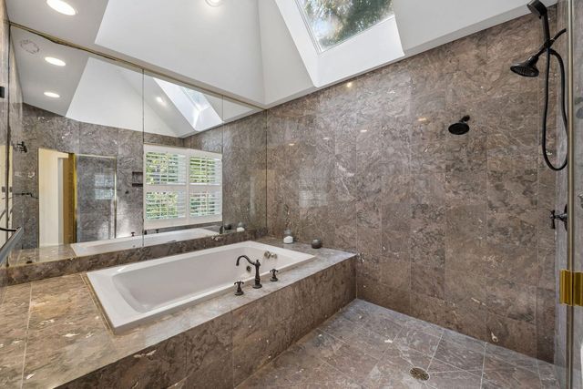 5404 Interlachen Boulevard, Edina, MN 55436