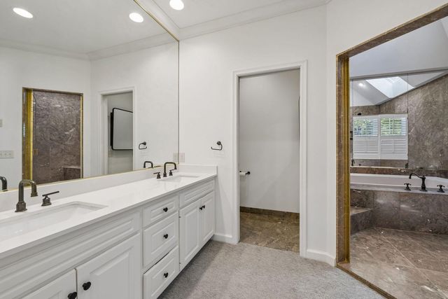 5404 Interlachen Boulevard, Edina, MN 55436
