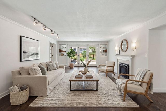 5404 Interlachen Boulevard, Edina, MN 55436
