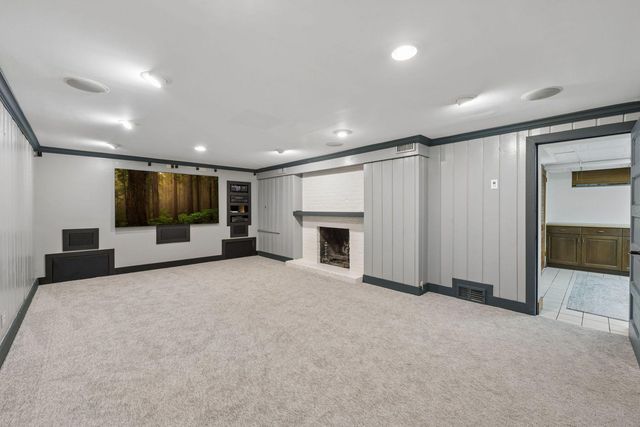 5404 Interlachen Boulevard, Edina, MN 55436