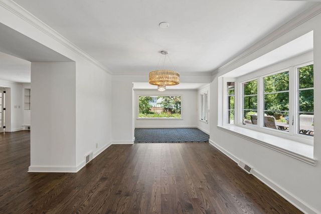 5404 Interlachen Boulevard, Edina, MN 55436