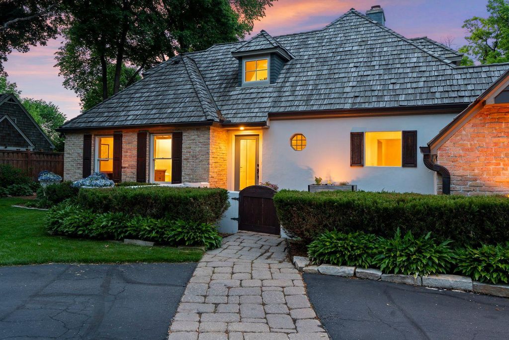 5404 Interlachen Boulevard, Edina, MN 55436 — exterior