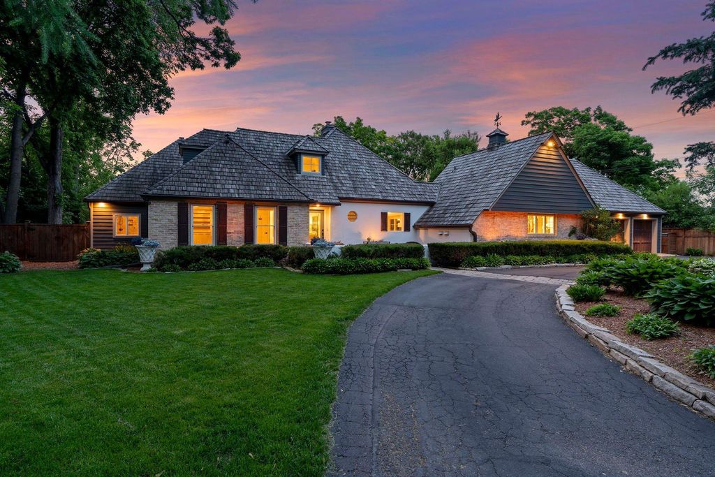 5404 Interlachen Boulevard, Edina, MN 55436 — photo 2