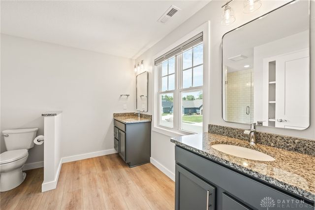 2200 Emerson Way, Troy, OH 45373