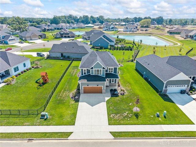 2200 Emerson Way, Troy, OH 45373