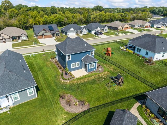 2200 Emerson Way, Troy, OH 45373