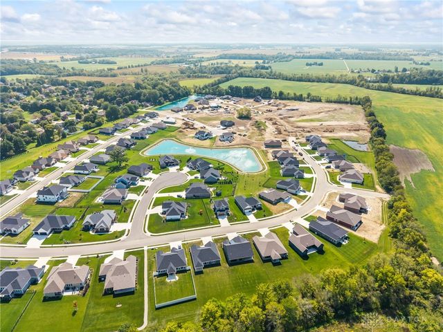 2200 Emerson Way, Troy, OH 45373