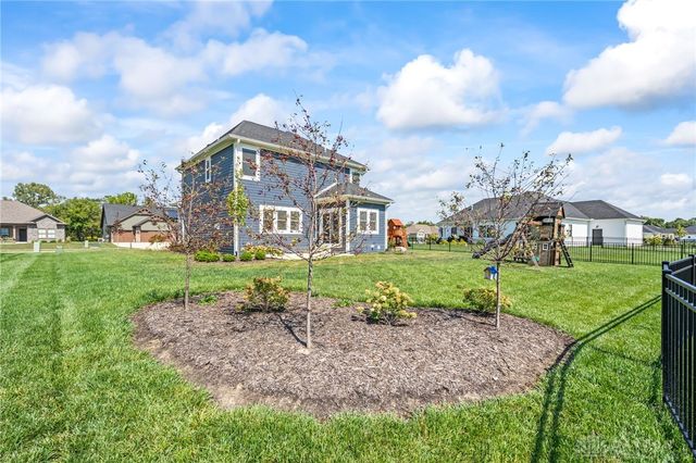 2200 Emerson Way, Troy, OH 45373
