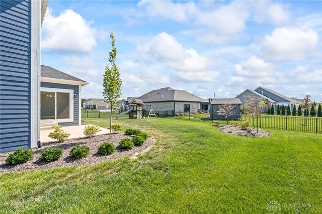 2200 Emerson Way, Troy, OH 45373