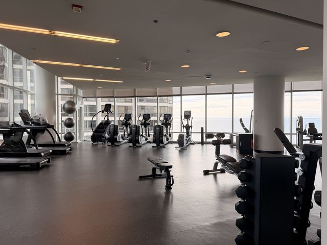 340 E Randolph Street 806, Chicago, IL 60601