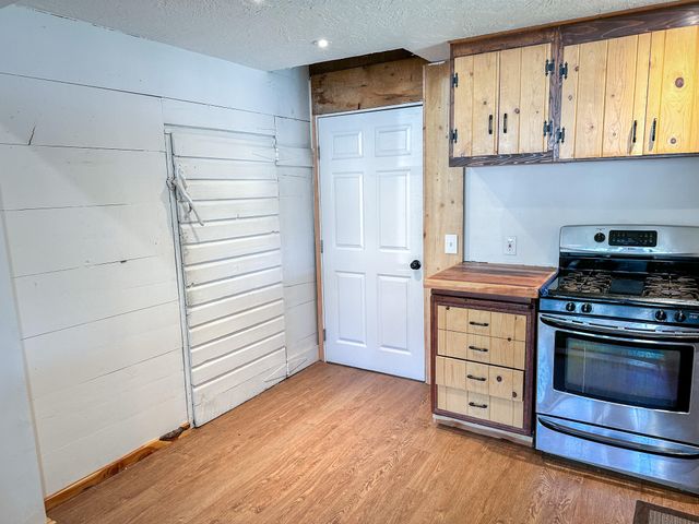 102 Jones Street, Crescent, OR 97733