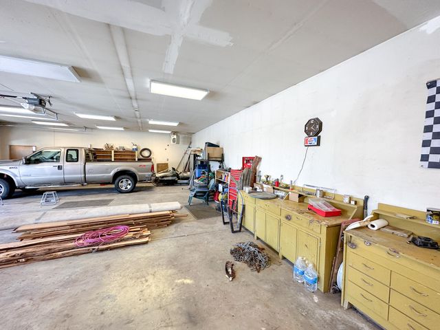 102 Jones Street, Crescent, OR 97733