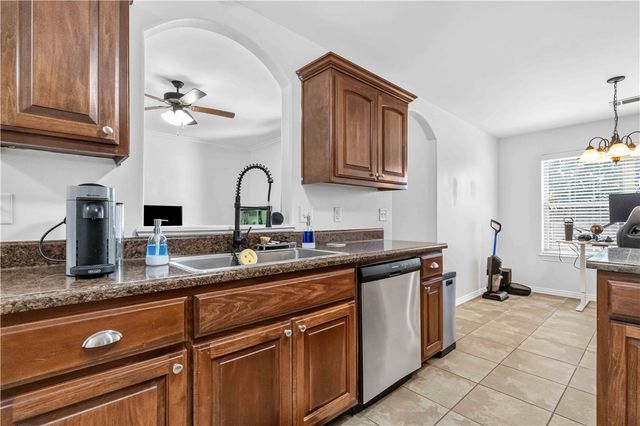 414 Summerwood Court, Rogers, AR 72758